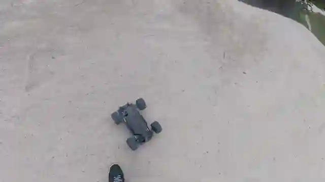 kf-plan-1-12-scale-rc-car-review-speed-thrills-and-durability-concerns