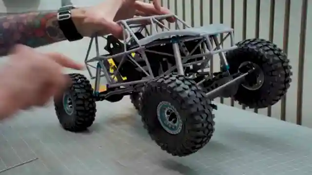 rc-encounters-rwb-porsches-cnc-wheel-rings-and-competition-mods