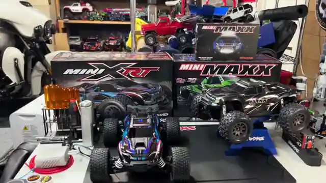 customizing-traxxas-mini-xrt-blue-lighting-installation-challenges