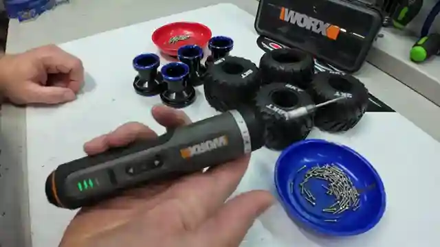 roadside-rc-works-electric-screwdriver-review-efficient-rc-hobby-tool
