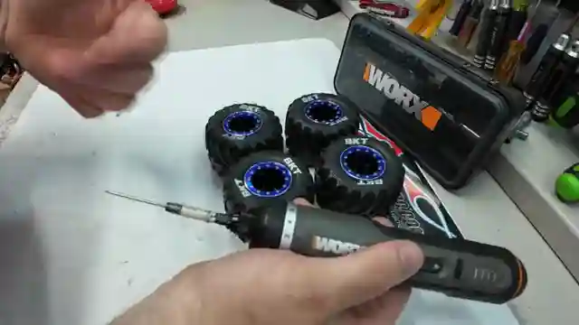 roadside-rc-works-electric-screwdriver-review-efficient-rc-hobby-tool