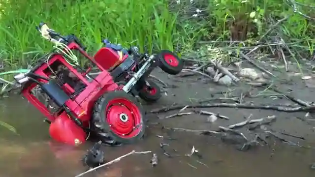 rcsparks-studio-thrilling-rc-adventure-with-doug-and-the-winch