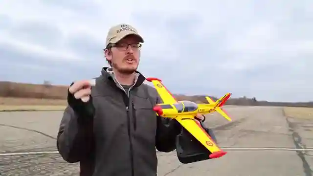 beginners-guide-mini-p-51-warbirds-review