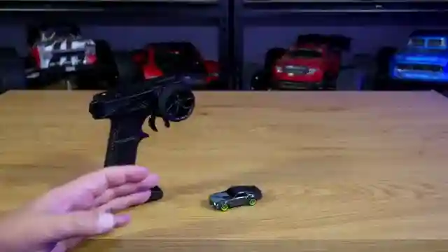 hbi-nano-ttr-unboxing-a-164th-scale-electric-rc-car