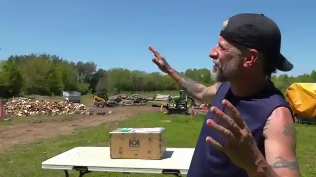 unboxing-the-t16-tractor-features-performance-and-mod-potential