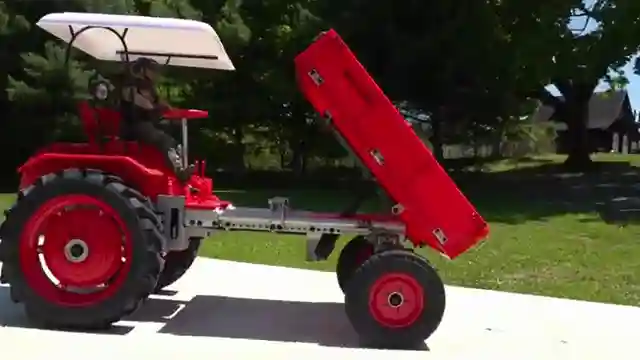 unboxing-the-t16-tractor-features-performance-and-mod-potential