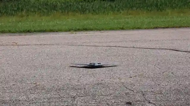 nostalgia-meets-tech-thercsaylors-b2-bomber-showcase