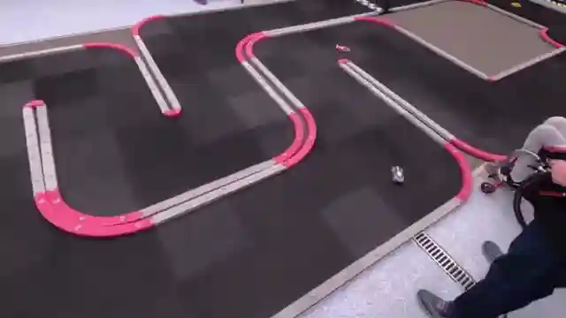 thrilling-mini-z-rc-races-resilience-and-podium-finishes