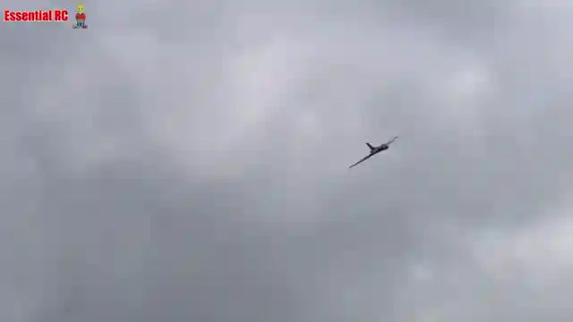 exclusive-flying-vulcan-model-powered-by-jet-italia-220-engines