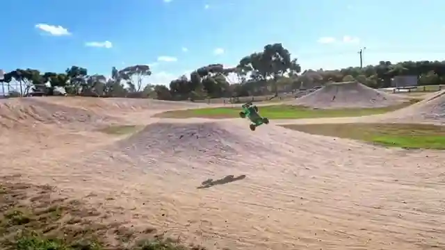 bora-s-rc-car-on-6s-power-performance-and-repair-challenges